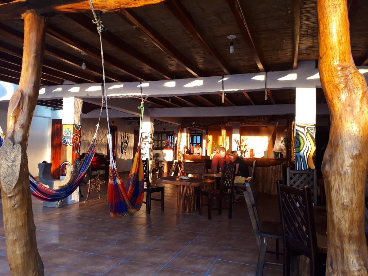 Cocoa Inn Hostal Каноа Екстериор снимка