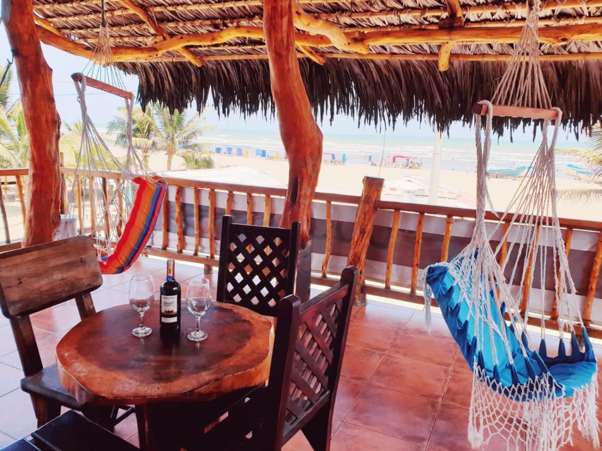 Cocoa Inn Hostal Каноа Екстериор снимка